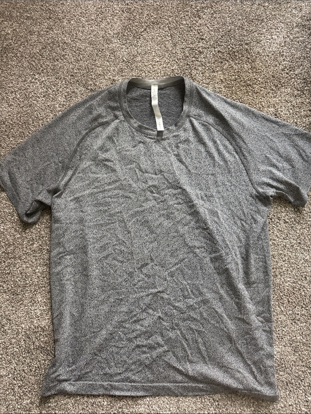 Lululemon Metal Vent- Men's Grey Heather Performance T-Shirt